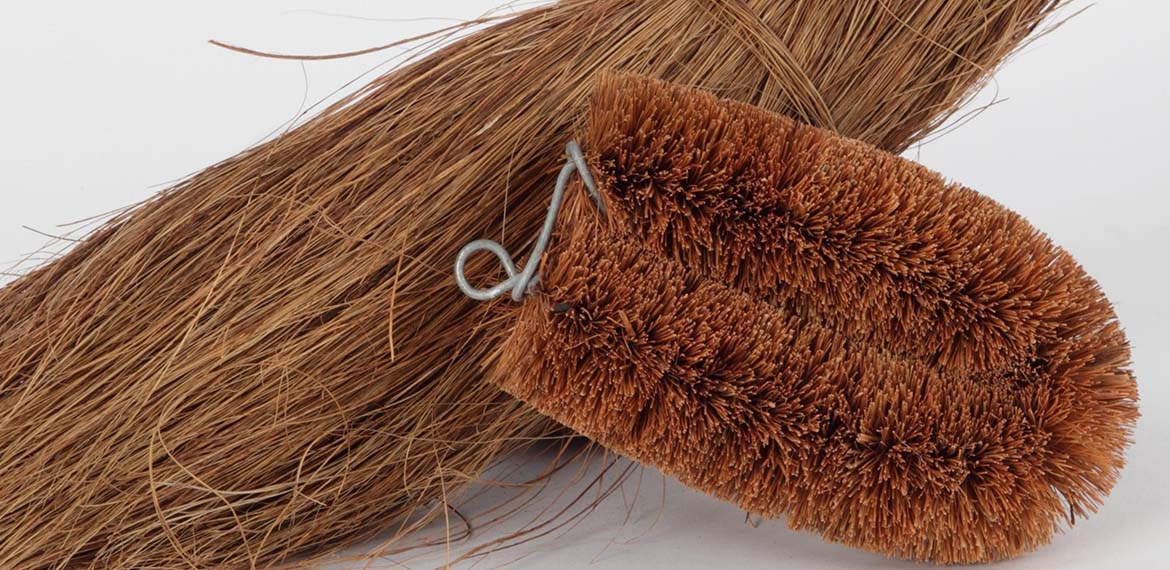 Natural Fiber Cleaning Brush – Field Company