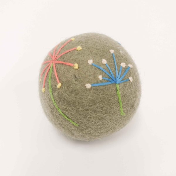 Wool Dryer Ball Flowers Grey